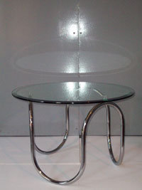 28-inch Round Contemporary Table